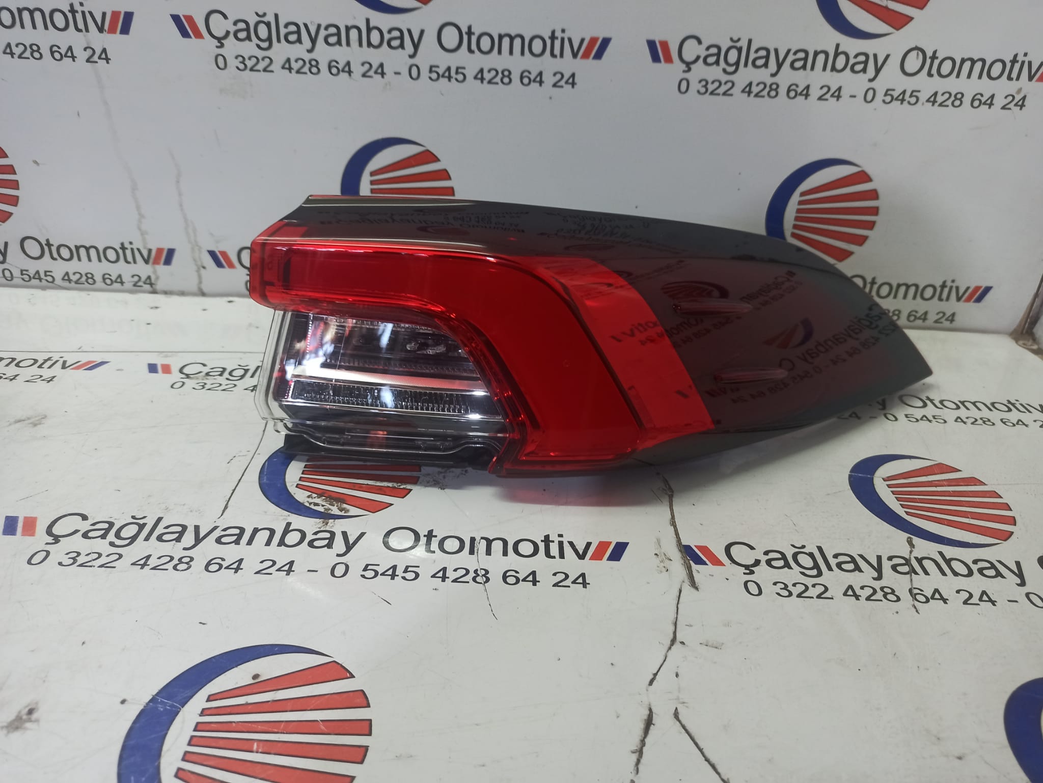 2022 Toyota Corolla sağ dış LED'li stop